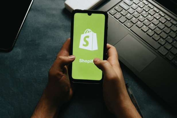 Shopify Review 2024: Is It The best E-commerce platform For SMEs 4 Shopify has its standout features for users on smartphones and tablets
| Ven Agency